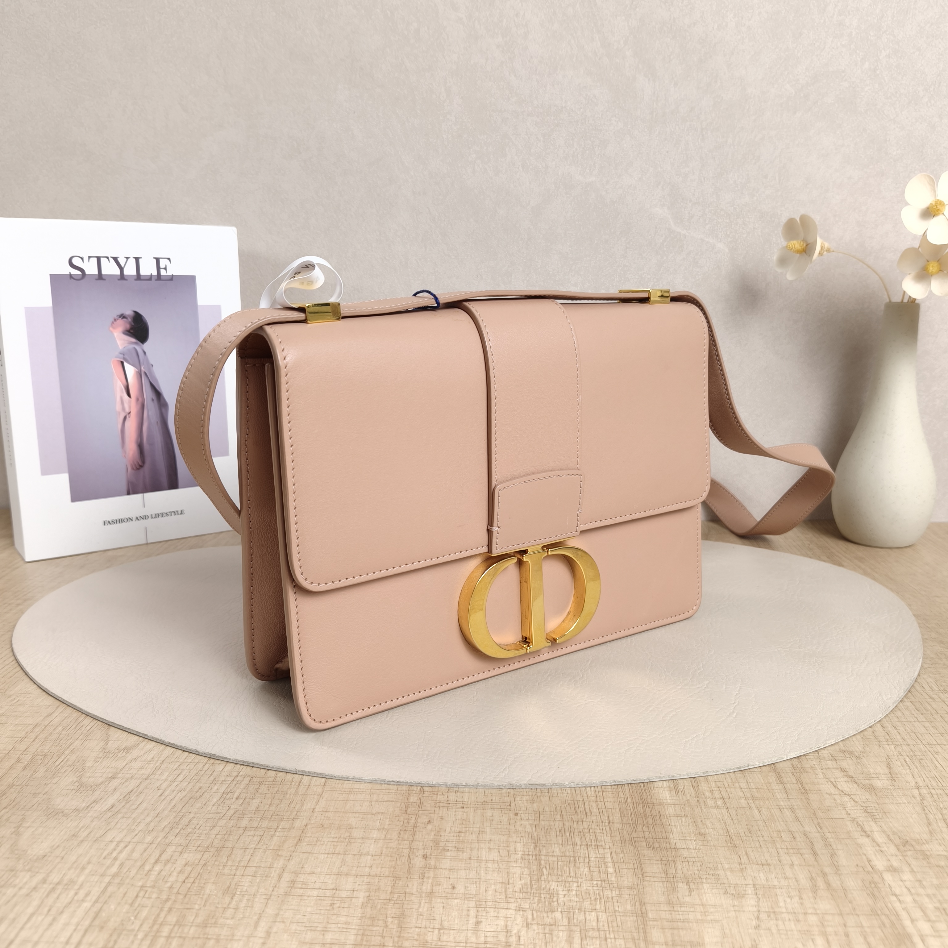 DIOR Crossbody Bag30Montaigne 30Pink Calfskin Medium24 × 8 × 17 cm — cover view 9 of 12