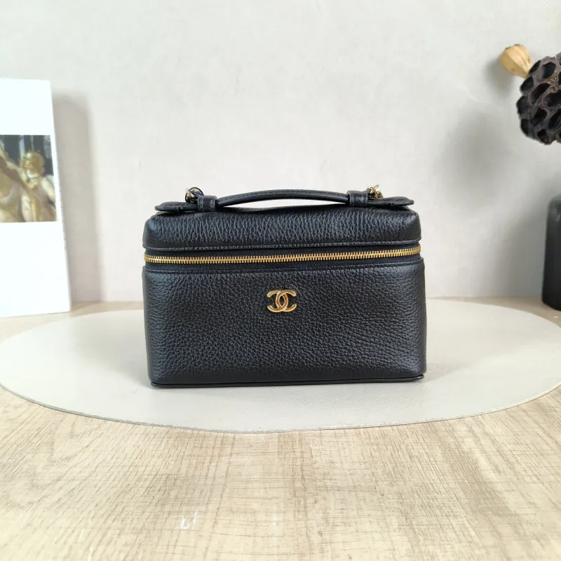 Chanel Crossbody Bag lp Box Bag Top Handle Crossbody Bag Black Calfskin One Size 19.5 × 5 × 17 cm