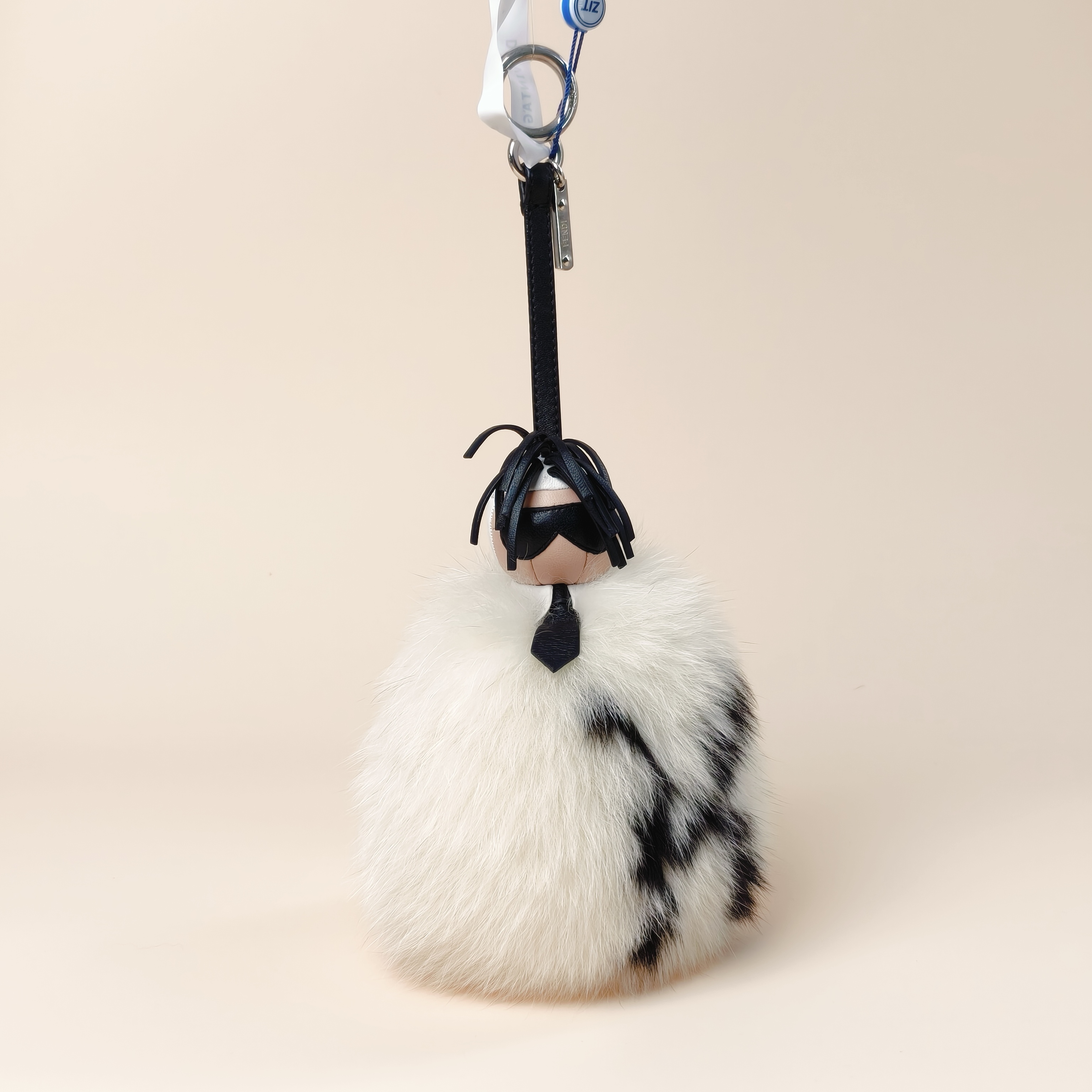 FENDI Charm Charm Black White 14 × 14 × 18 cm