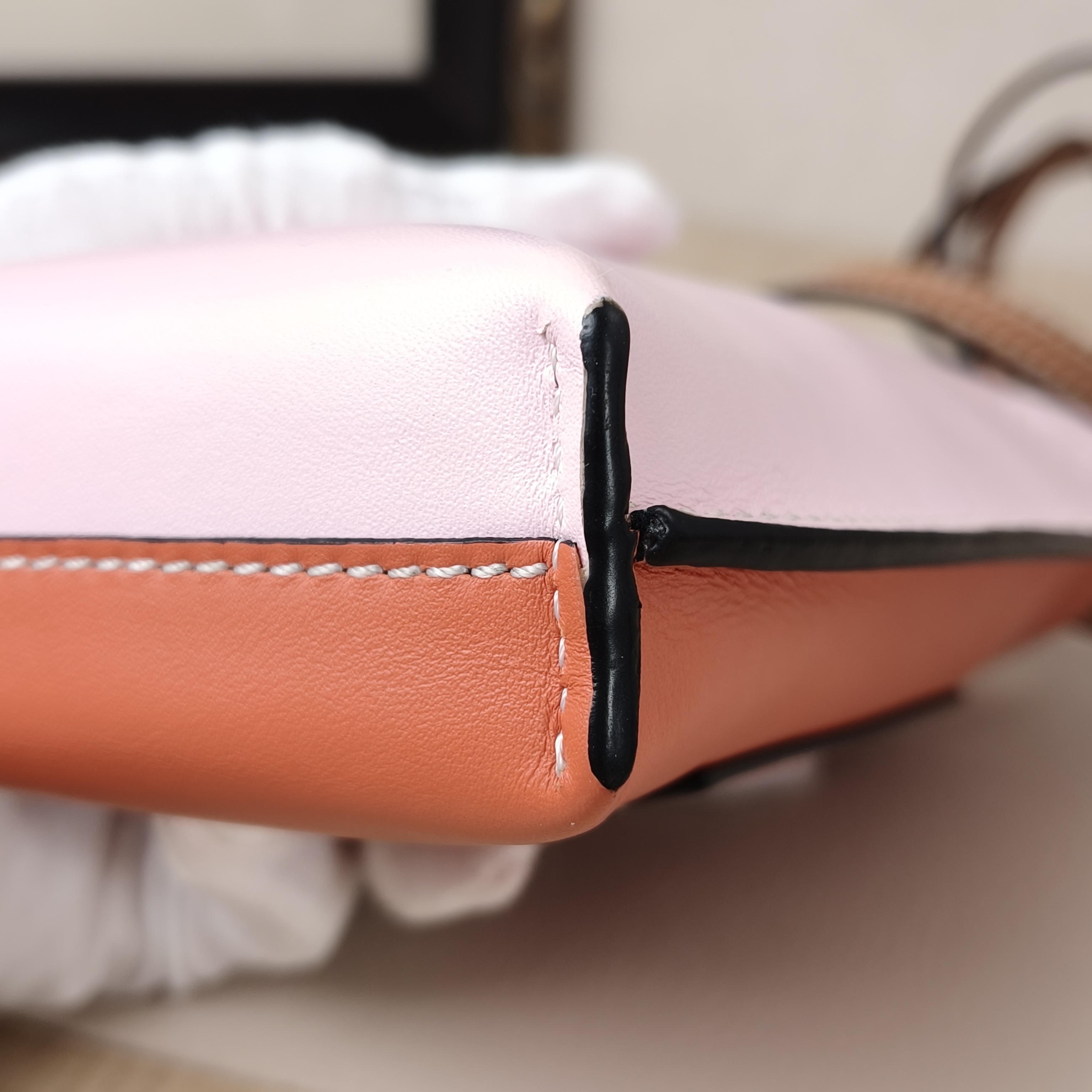 LOEWE Crossbody Bag Pink Calfskin One Size8 × 3.5 × 19 cm — cover view 5 of 9