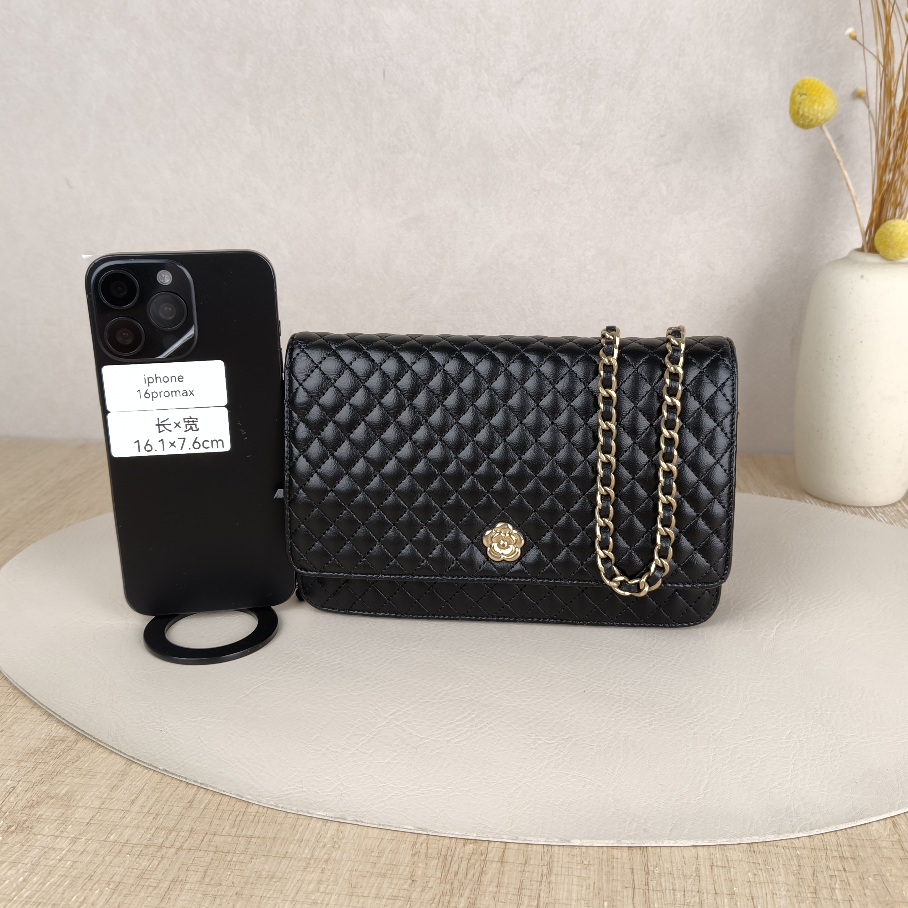 Chanel woc Black with Gold-Tone Hardware Lambskin12 · Dust Bag Authenticity Card · 19 × 4 × 12.5 cm — cover view 4 of 9