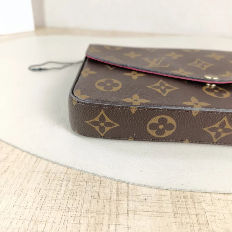 Louis Vuitton Crossbody Bag Pochette Félicie Monogram PVC Small21 × 3 × 12 cm — detail view 4 of 17