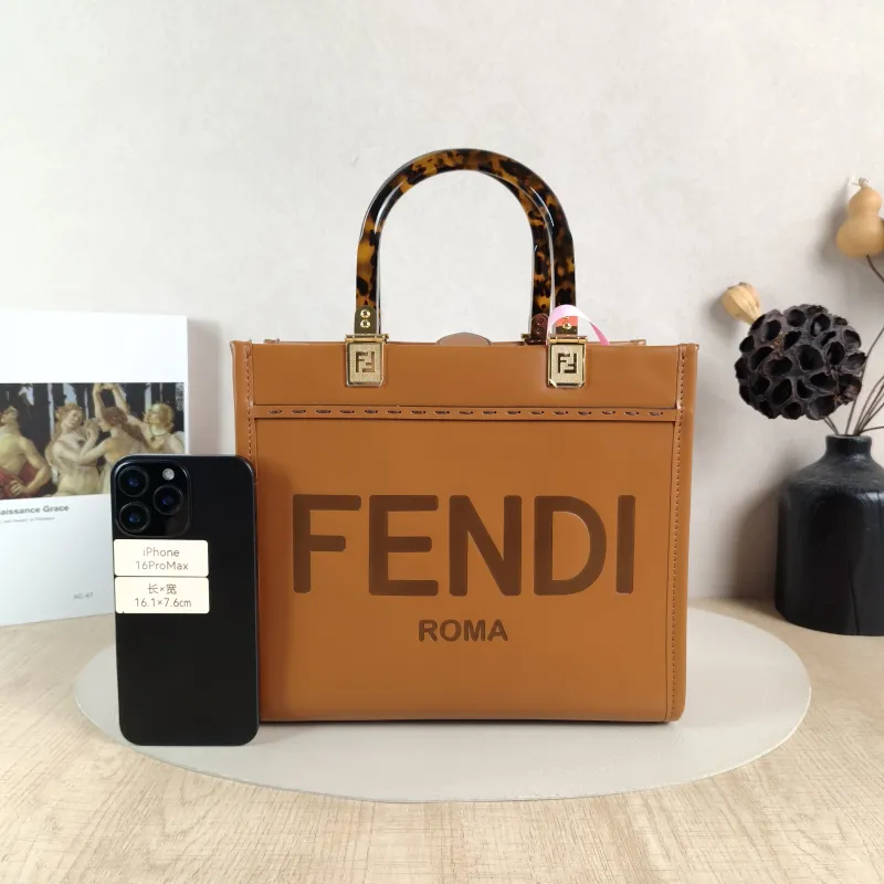 FENDI Crossbody Bag Sunshine Shopping Tote Caramel Calfskin Small 25.5 × 12 × 22.5 cm — cover view 3 of 6