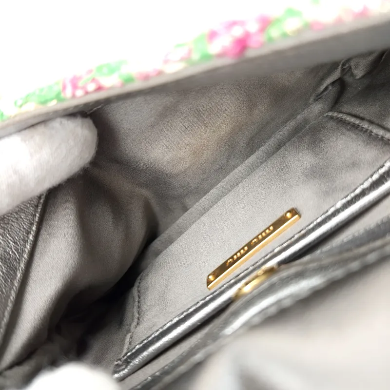 Miumiu Shoulder Bag Green 20 × 5.5 × 14 cm — detail view 11 of 12