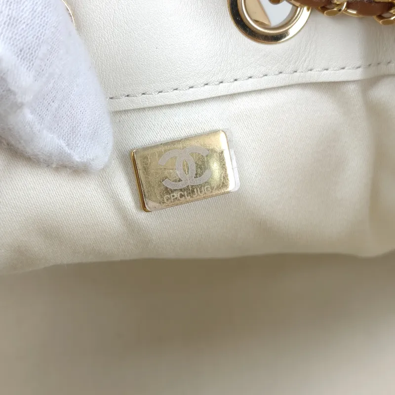 Chanel Crossbody Bag 25Bag Brown Mini 20 × 12.5 × 22 cm — detail view 1 of 12