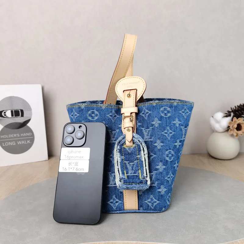 Louis Vuitton Top Handle Bag ALL IN BB Blue BB 16 × 12 × 18 cm — cover view 2 of 6