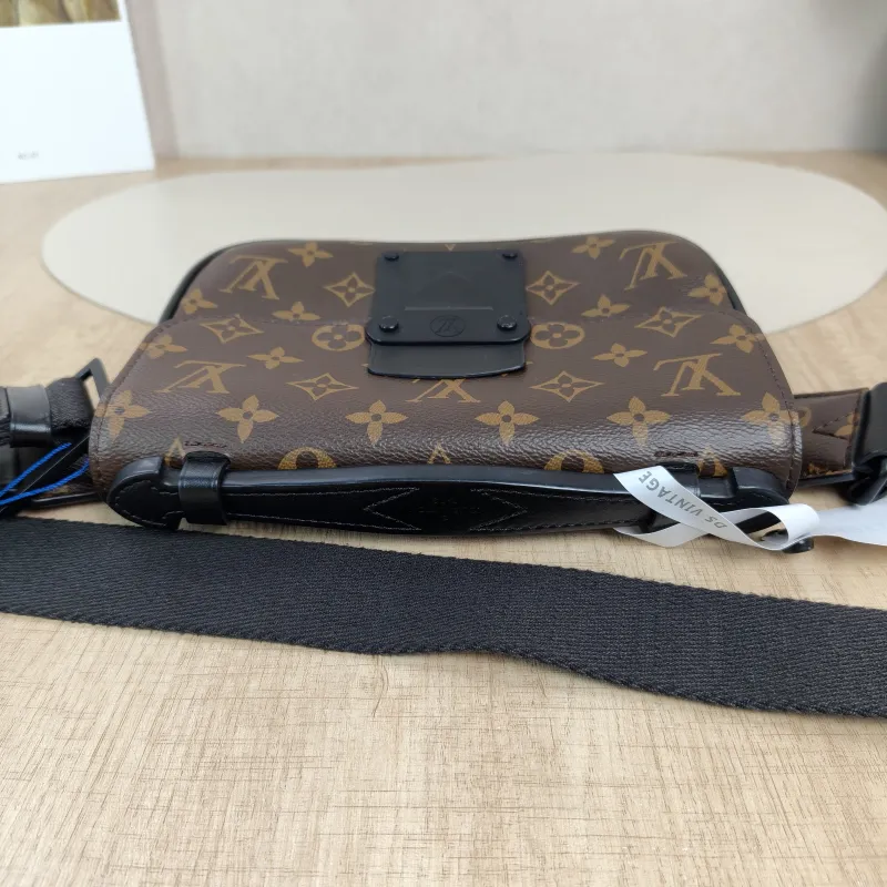 Louis Vuitton Belt Bag S Lock Sling Belt Bag Monogram PVC One Size21 × 4 × 15 cm — detail view 15 of 15