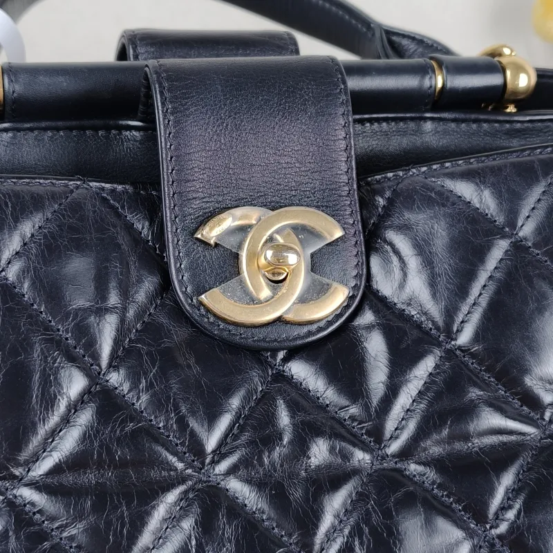 Chanel Top Handle Bag Top Handle Bag Navy Waxed Leather 32 × 12 × 23 cm 23 — detail view 12 of 13