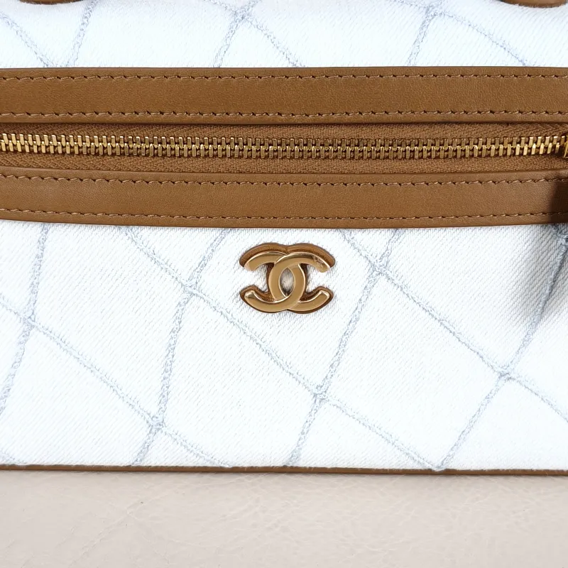 Chanel Crossbody Bag coco-beach Collection lp Blue One Size 19.5 × 5 × 17 cm — detail view 9 of 13