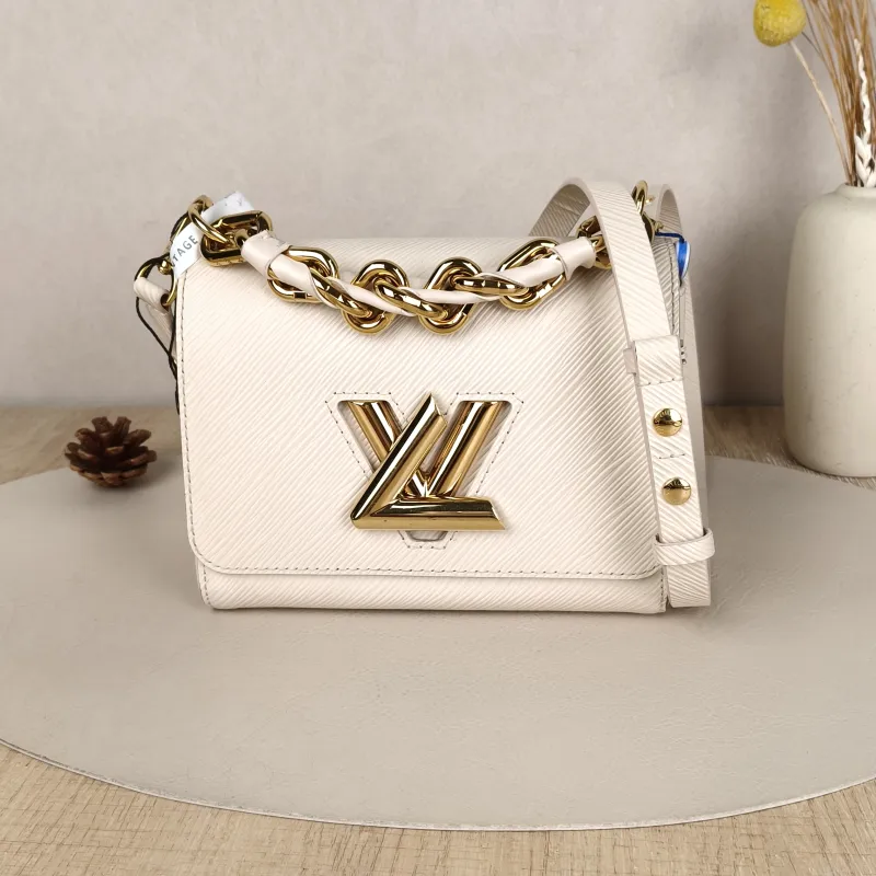 Louis Vuitton Crossbody Bag Twist White Epi Embossed Calfskin Small19 × 9 × 15 cm