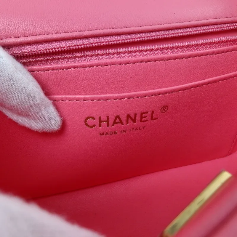 Chanel Crossbody Bag Classic Flap Large Mini CF Mini Pink Lambskin mini20 × 6 × 12 cm — detail view 8 of 13
