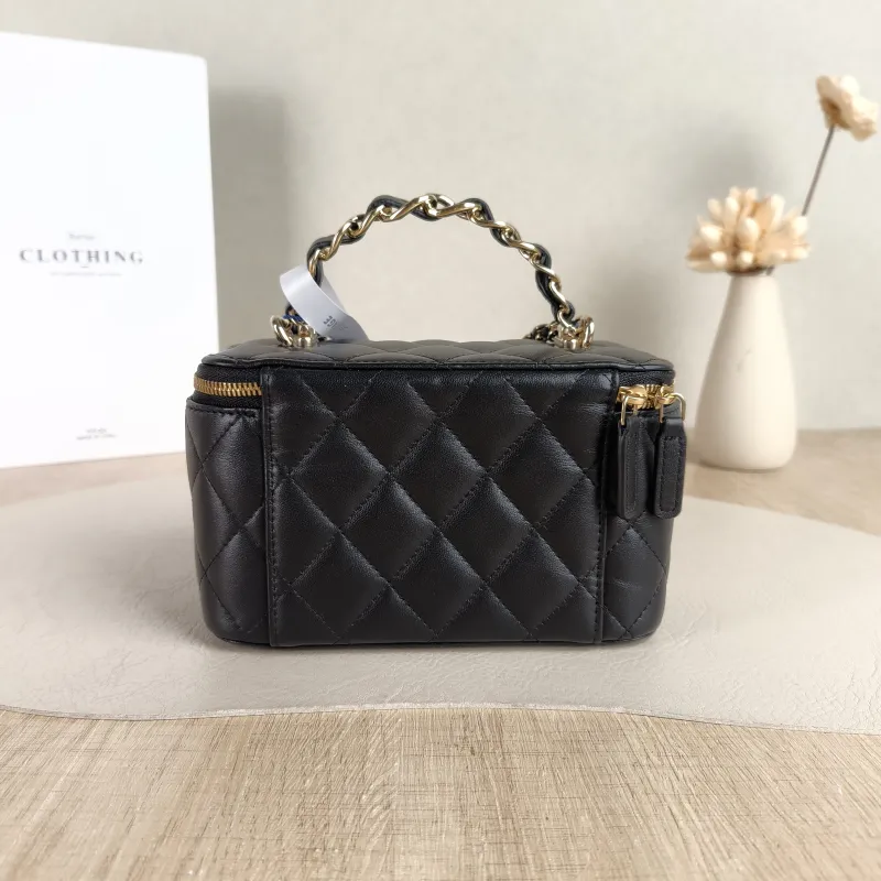 Chanel Crossbody Bag Edition Black with Gold-Tone Hardware Lambskin Mini 16 × 8 × 9.5 cm — cover view 2 of 6