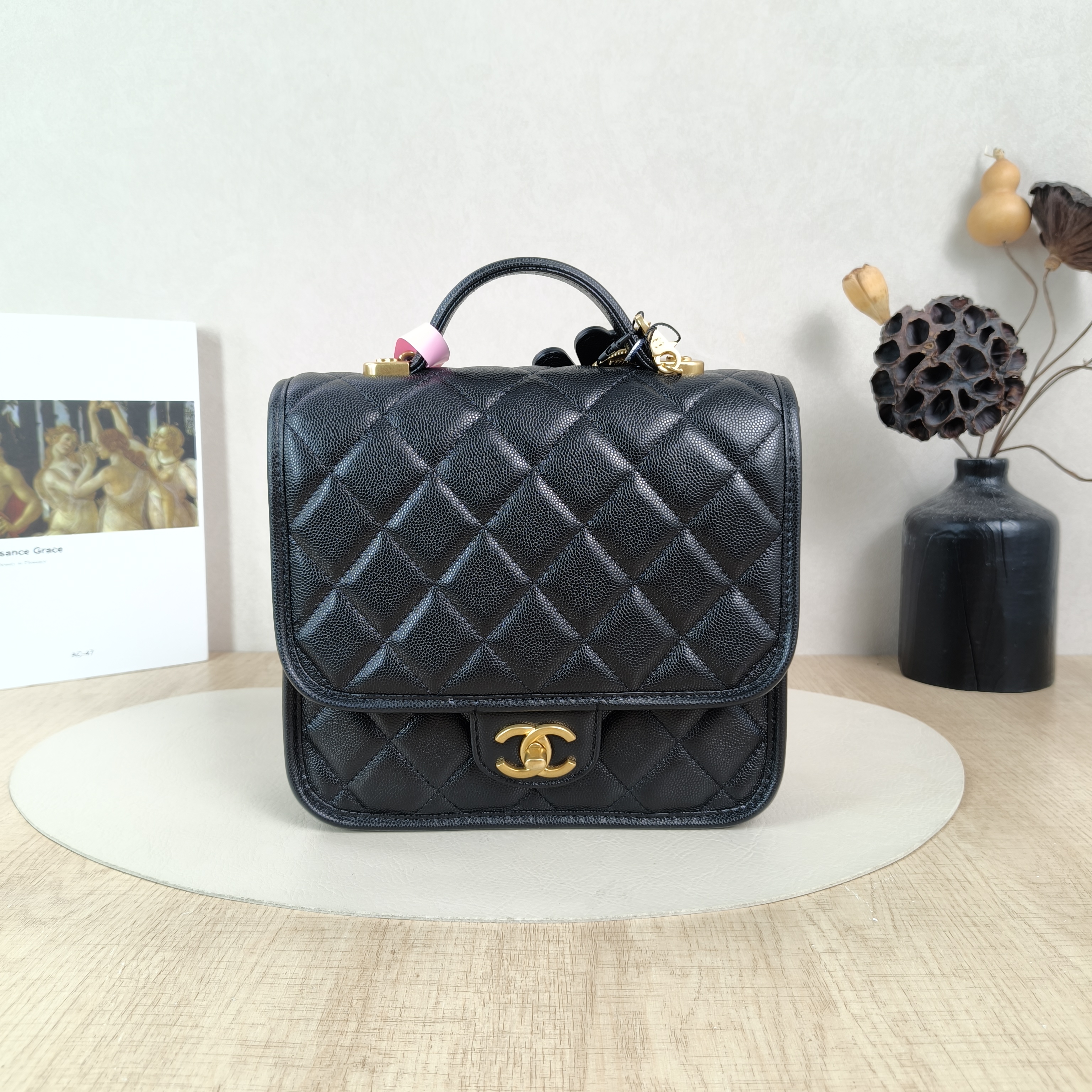 Chanel Backpack25b Backpack Black Grained Calfskin One Size22 × 7 × 19.5 cm