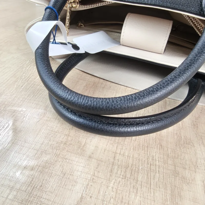 Chanel Shoulder Bag Neo Executive Tote Tote Bag Black Grained Calfskin 36 × 14 × 23 cm 24 — detail view 3 of 11