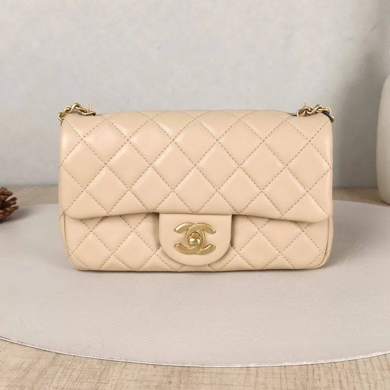 Chanel Crossbody Bag mini Lambskin mini20 × 6 × 12 cm
