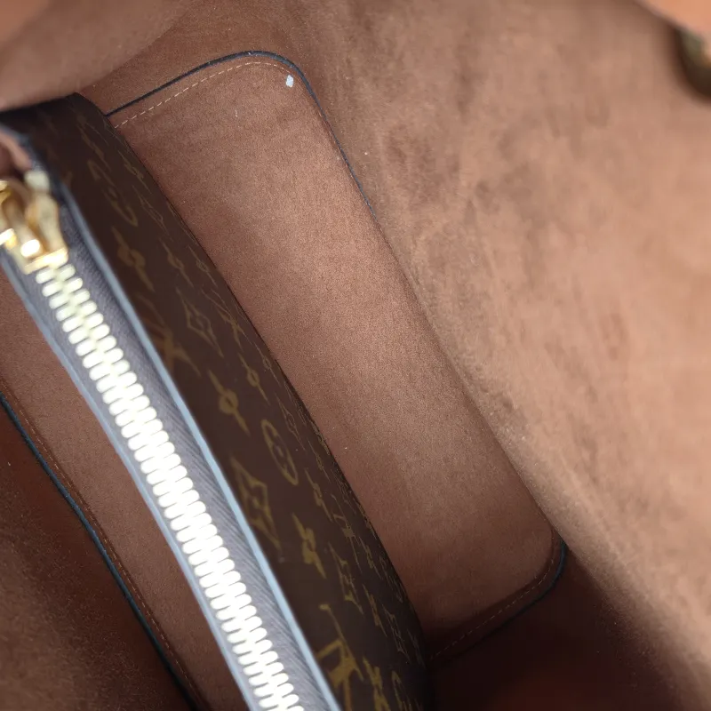 Louis Vuitton Shoulder Bag NÉONOÉ Bucket Bag Caramel PVC Medium 26 × 17.5 × 26 cm — detail view 1 of 10