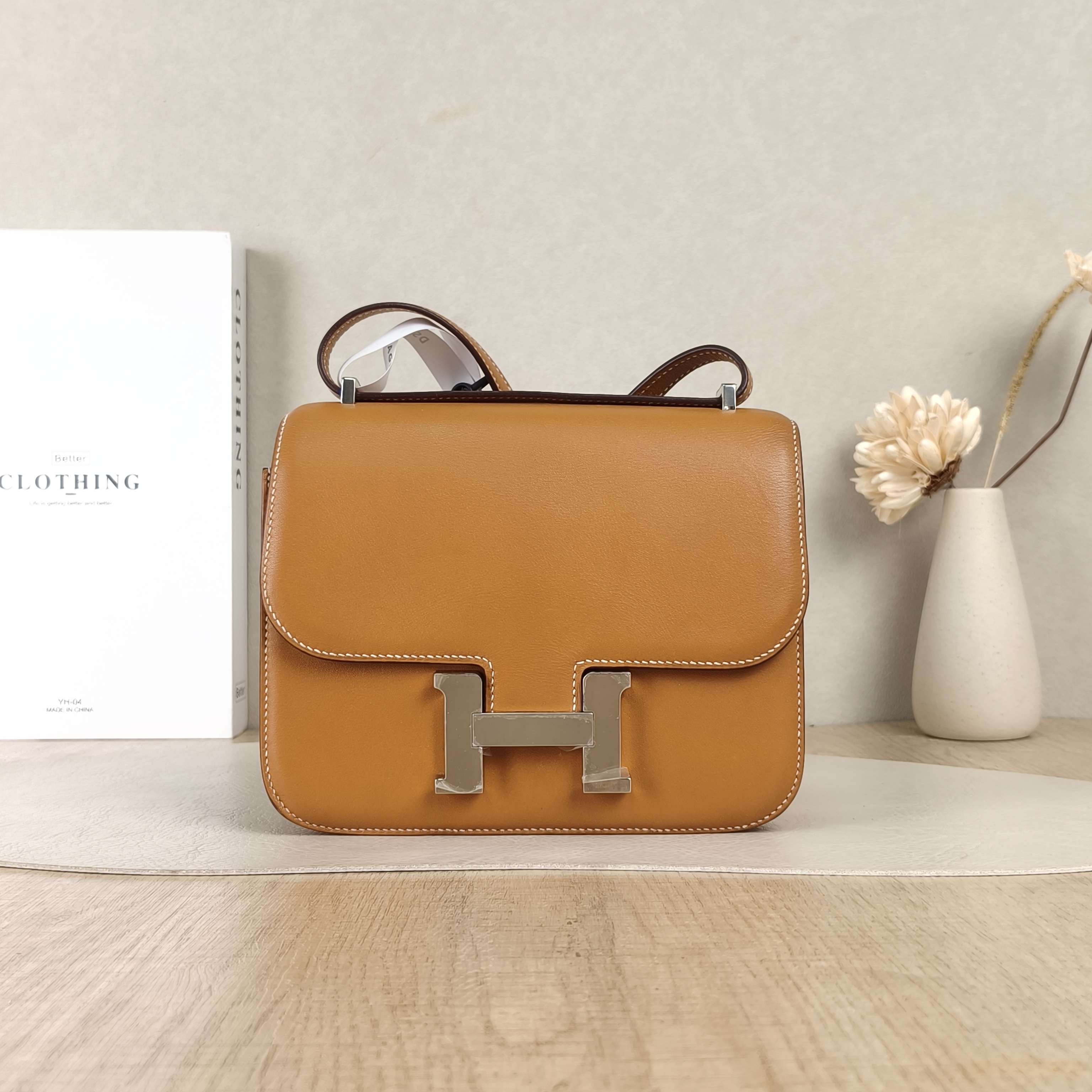 Hermès Crossbody Bag Constance 19 Silver-Tone Hardware Epsom Embossed Calfskinmini18 × 4 × 15 cm