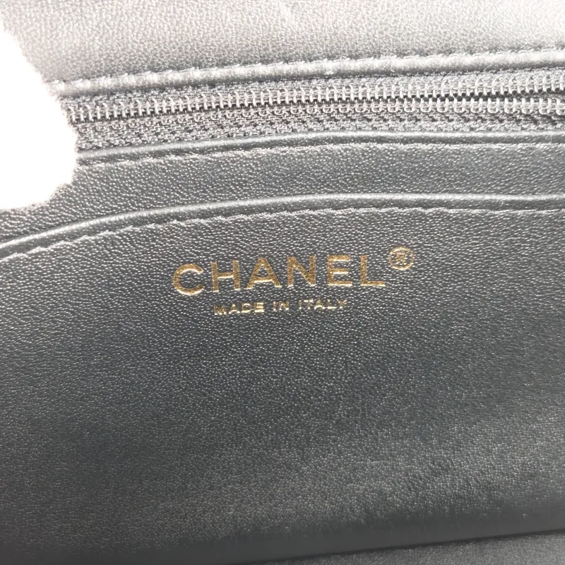 Chanel Crossbody Bag Classic Flap Mini CF Mini Black Lambskin One Size17 × 8 × 13.5 cm — detail view 3 of 15