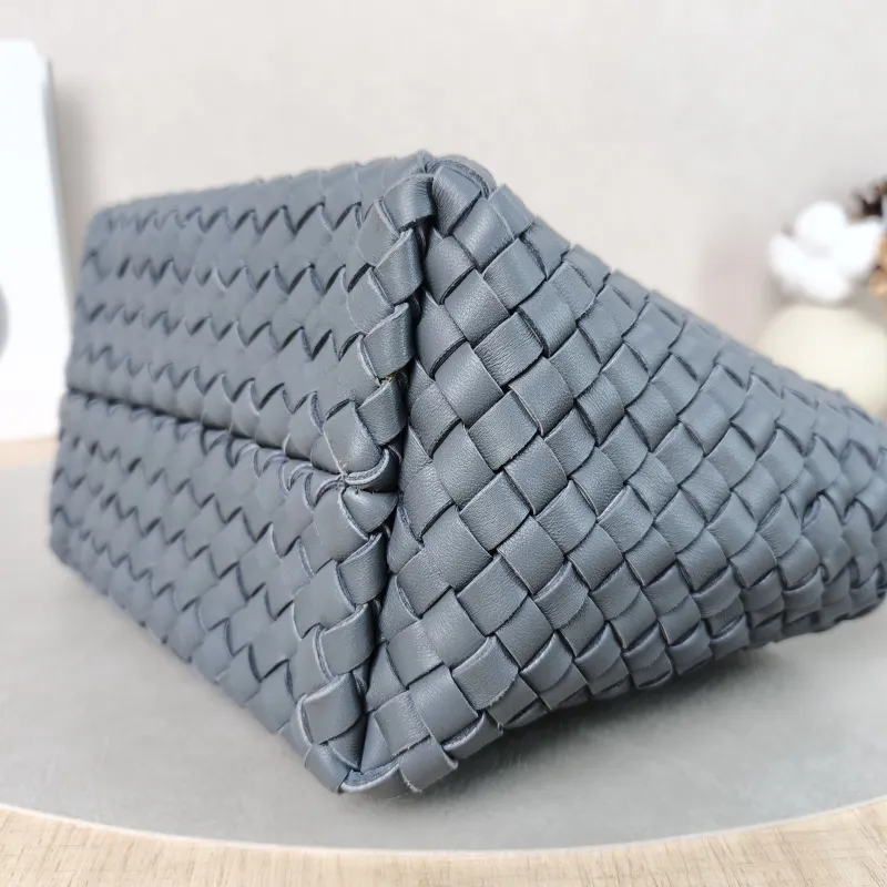 Bottega Veneta Shoulder Bag Shoulder Bag Grey Lambskin One Size 18 × 12 × 15 cm — detail view 10 of 12