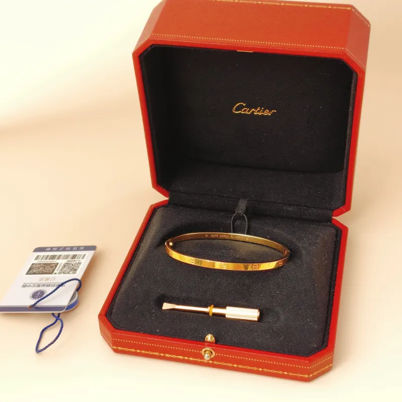CARTIER Bangle Love Collection Bangle 18k Small Edition 19 — cover view 4 of 10