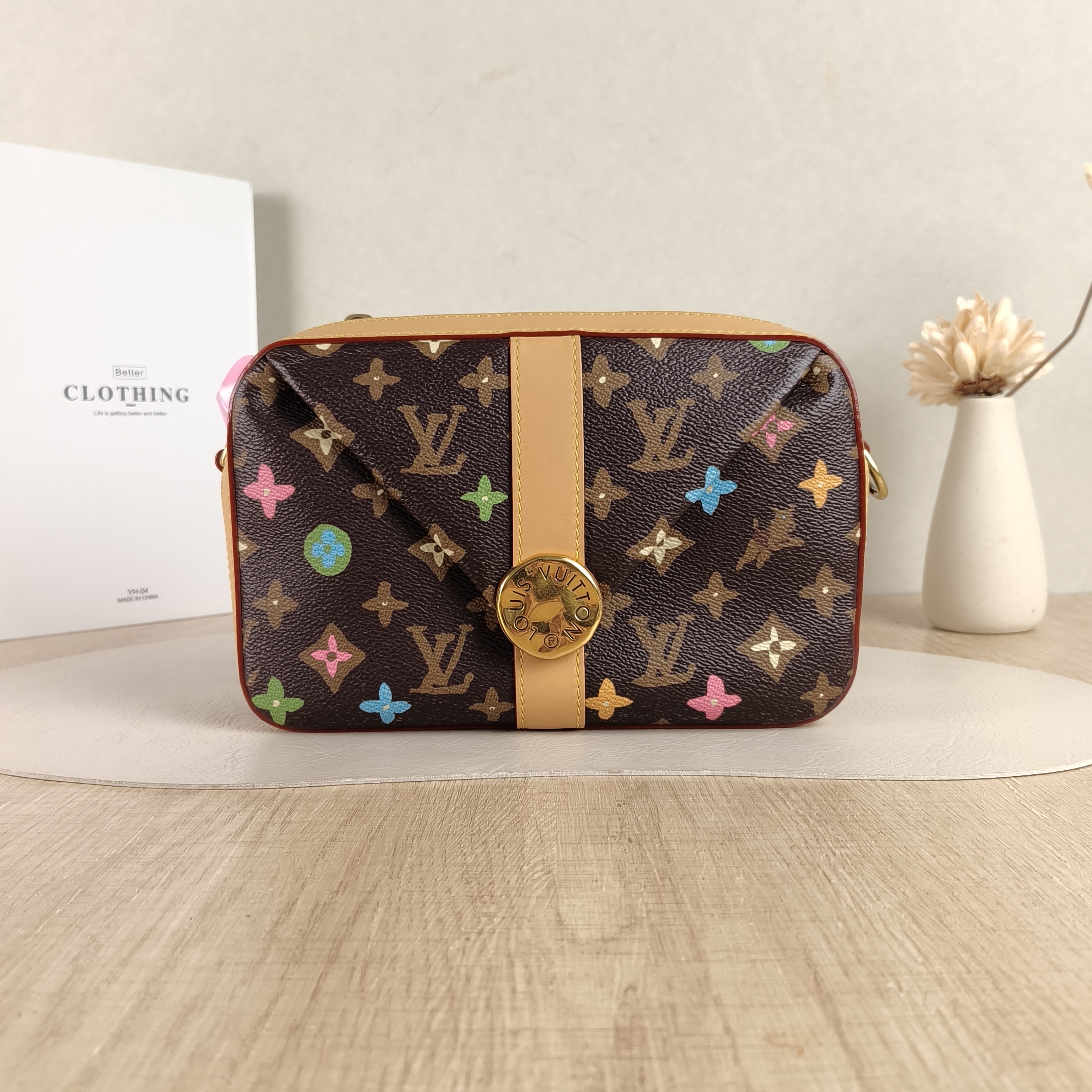 Louis Vuitton Crossbody Bag ENVELOPE Camera Bag Messenger Bag Tyler PVC One Size23.5 × 8.5 × 15.5 cm Leather Tag