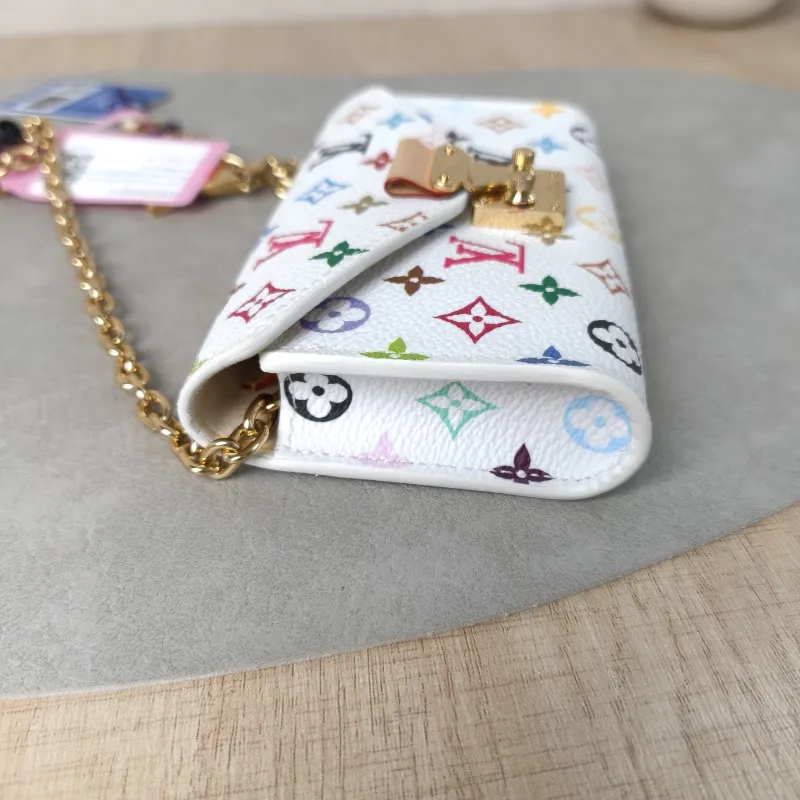 Louis Vuitton Shoulder Bag Pouch Metis Chain Bag Belt Bag Multicolore PVC One Size13.5*8 — detail view 3 of 11