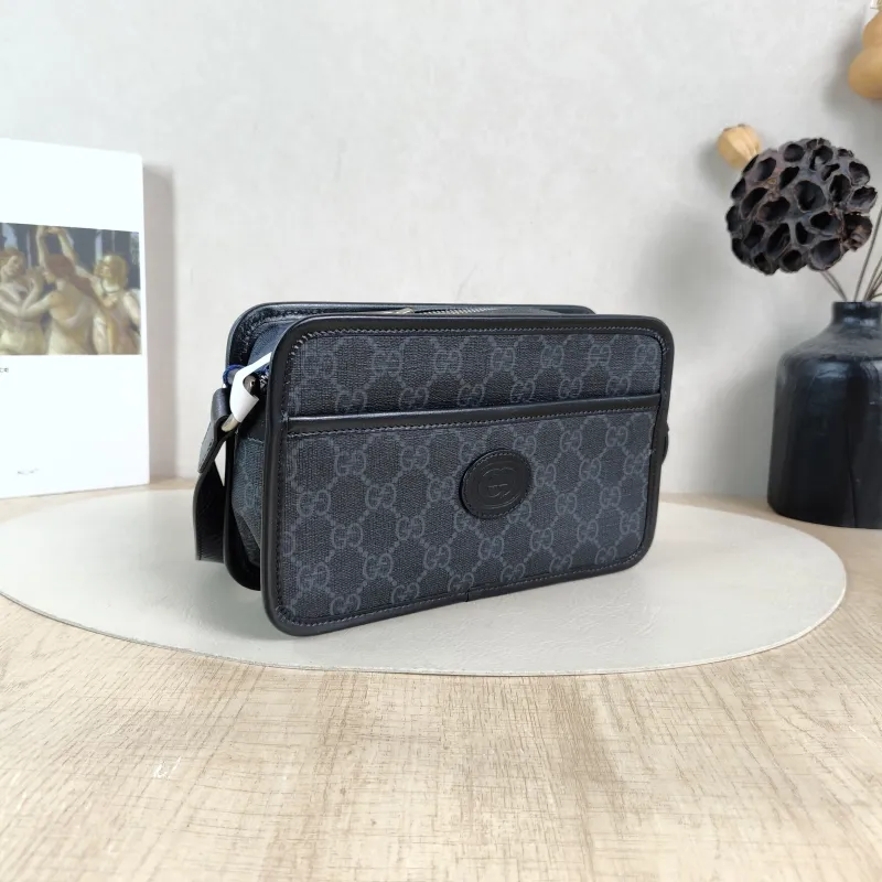GUCCI Crossbody Bag GG Retro Collection Camera Bag Black PV Cmini22.5 × 7 × 14 cm — cover view 2 of 5