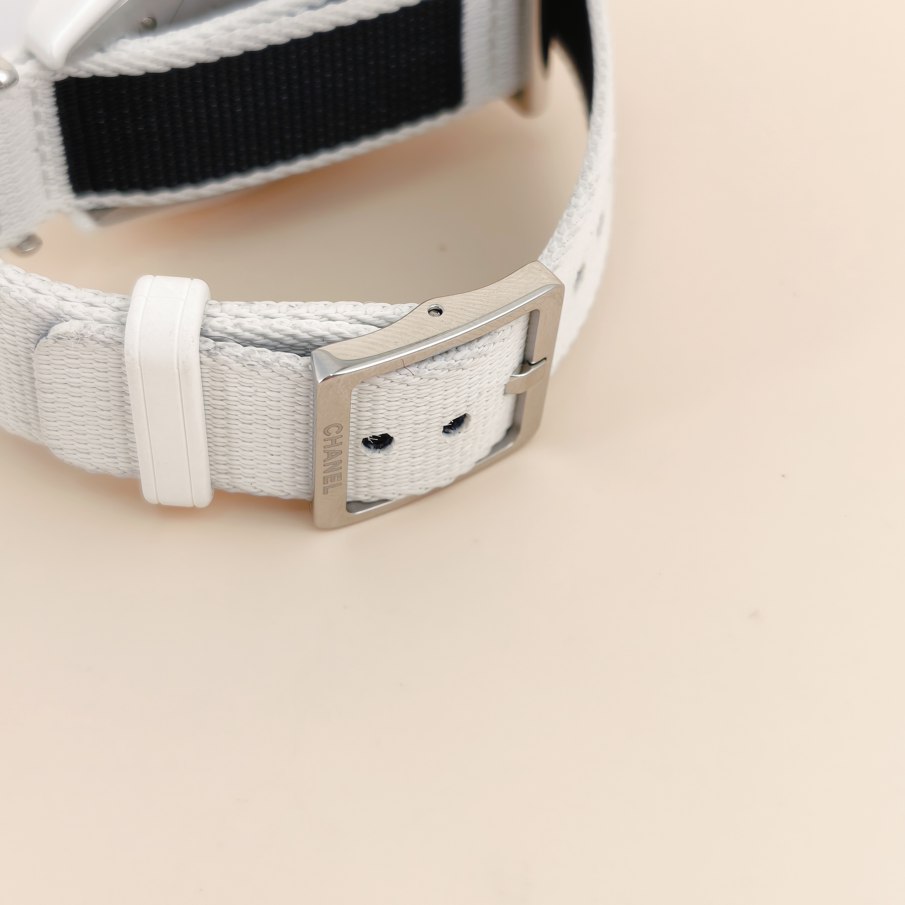 Chanel Watch J12Collection Watch White One Size35mm — cover view 5 of 6