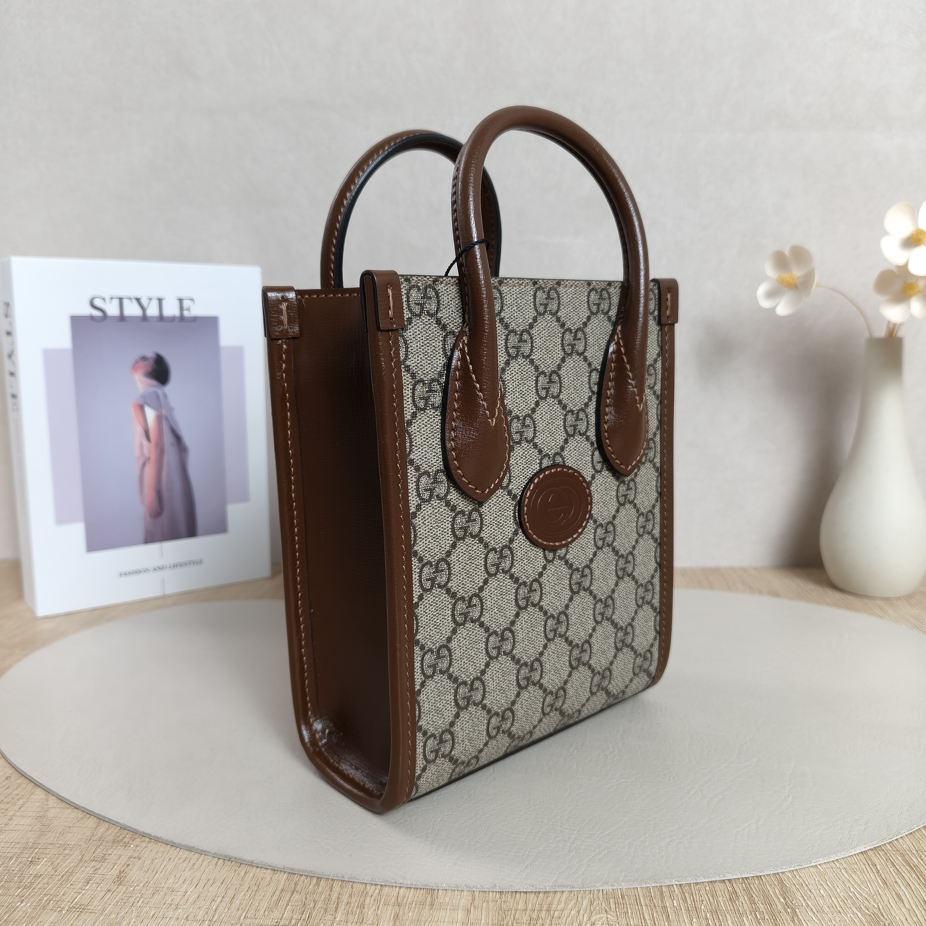 GUCCI Crossbody Bag GG Retro Collection Tote Bag Brown PV Cmini16 × 7 × 20 cm — cover view 5 of 13