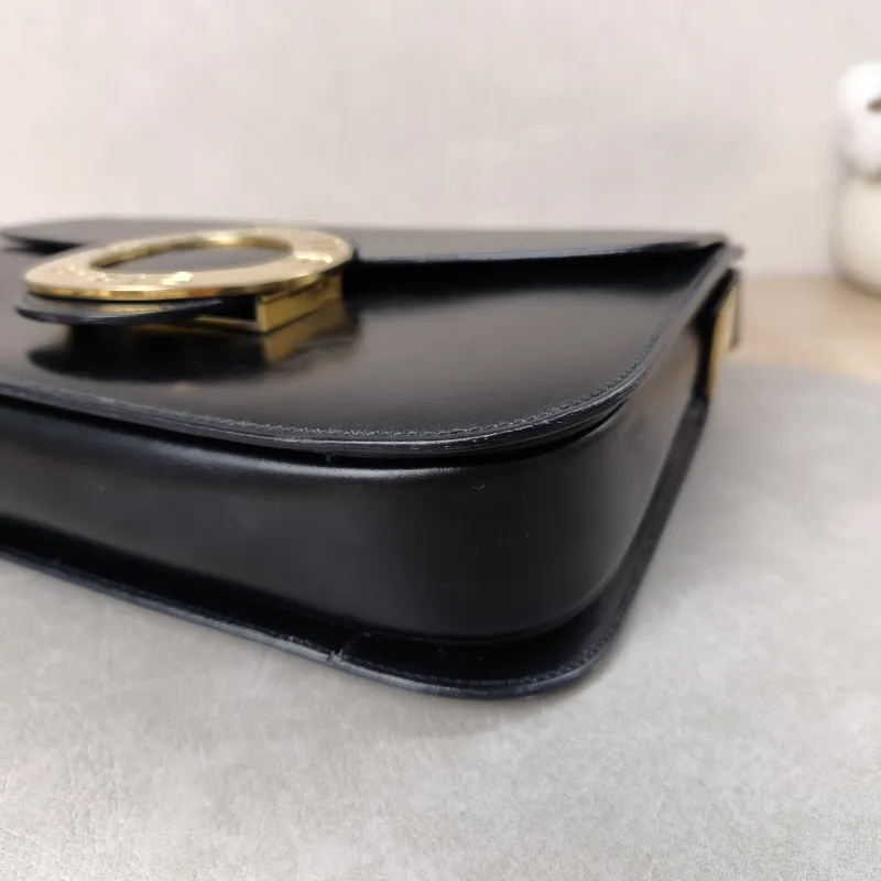 CELINE Crossbody Bag Crossbody Bag Black Calfskin One Size24 × 5 × 18 cm — detail view 3 of 20