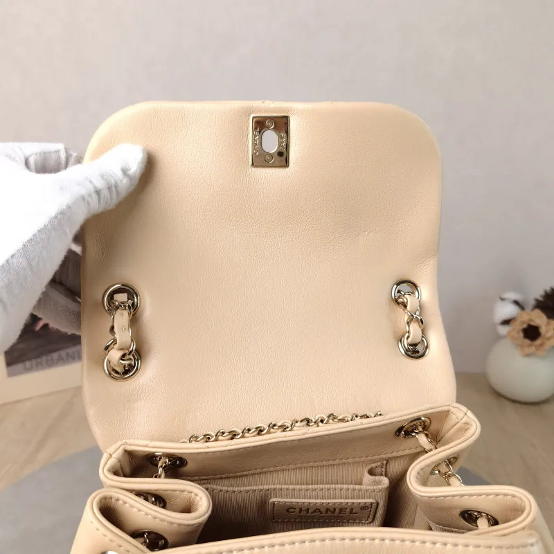 Chanel Backpack Duma Taupe Calfskin Large 21 × 13 × 23 cm — detail view 5 of 15