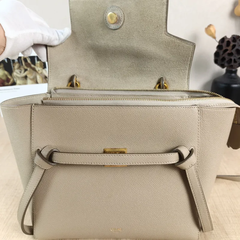 CELINE Shoulder Bag Belt Micro Calfskin Medium24 × 13 × 20 cm — detail view 11 of 13