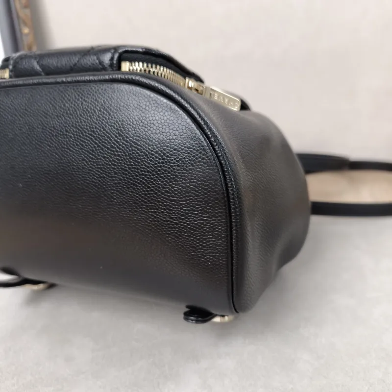 Chanel Backpackaffinity Backpack Black Grained Calfskin Small20 × 14 × 22 cm — detail view 9 of 19