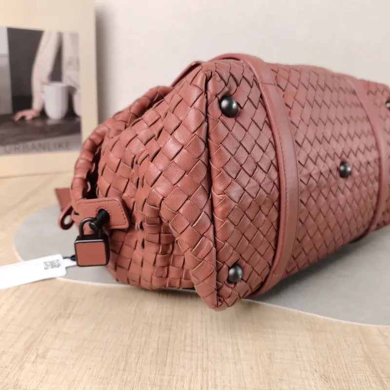 Bottega Veneta Top Handle Bag Woven Top Handle Bag Lambskin 29 × 15 × 21 cm — detail view 11 of 11