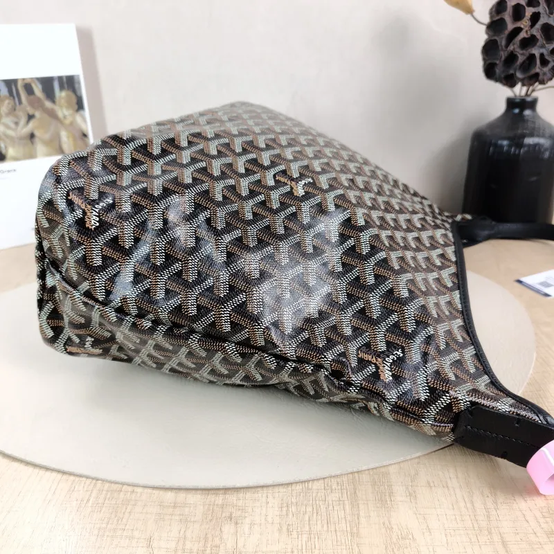 GOYARD Shoulder Bag Boheme Hobo​ Black ine Canvas Small 43 × 14 × 27 cm — detail view 12 of 14