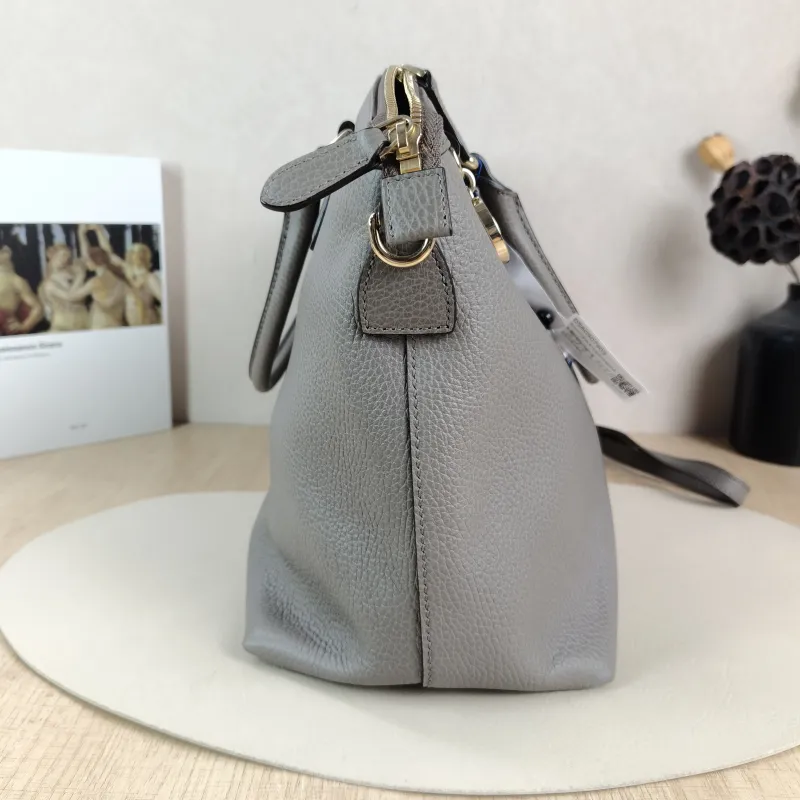 GUCCI Shoulder Bag Tote Bag Grey Calfskin One Size36 × 16 × 28 cm — detail view 3 of 12