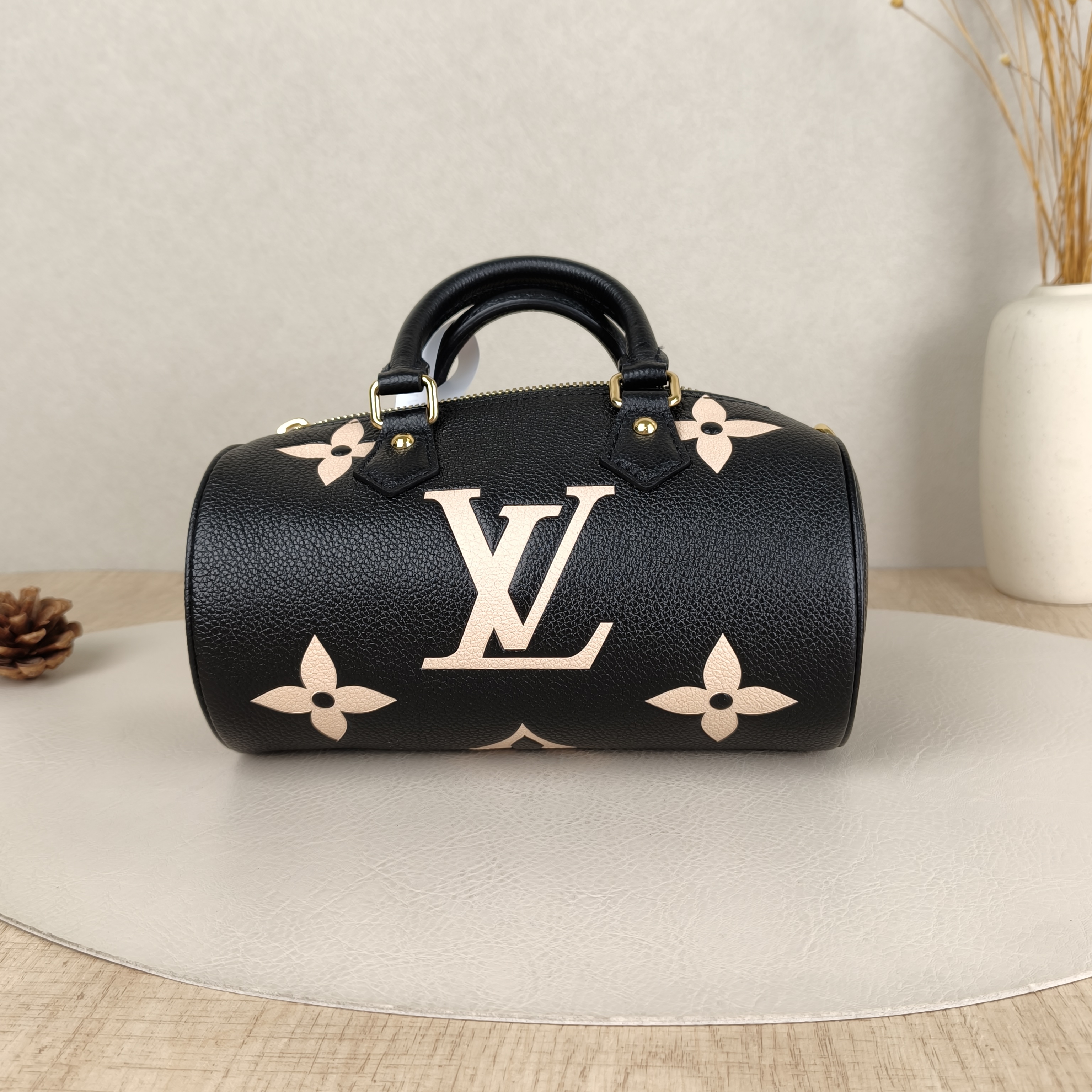 Louis Vuitton Crossbody Bag Papillon Black · White Empreinte Embossed Calfskin Monogram BB20 × 10 × 10 cm — cover view 4 of 5