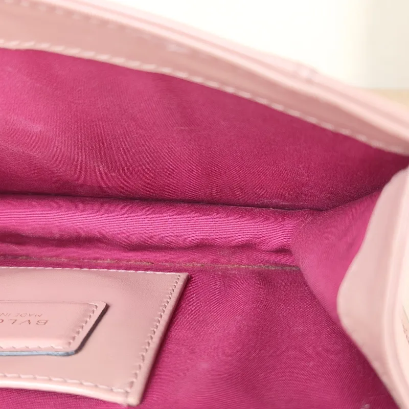 Bvlgari Shoulder Bag Serpenti Forever Collection Crossbody Bag Beige Calfskin One Size 22 × 5 × 14 cm — detail view 13 of 15