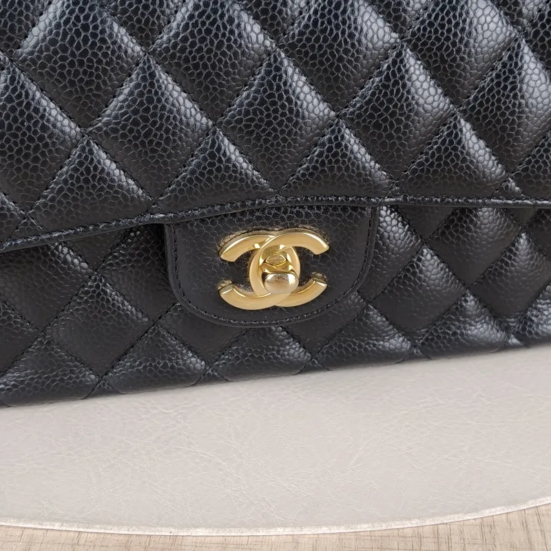Chanel Crossbody Bag Classic Flap CF Black Grained Calfskin Small 23 × 6 × 14.5 cm — detail view 2 of 13