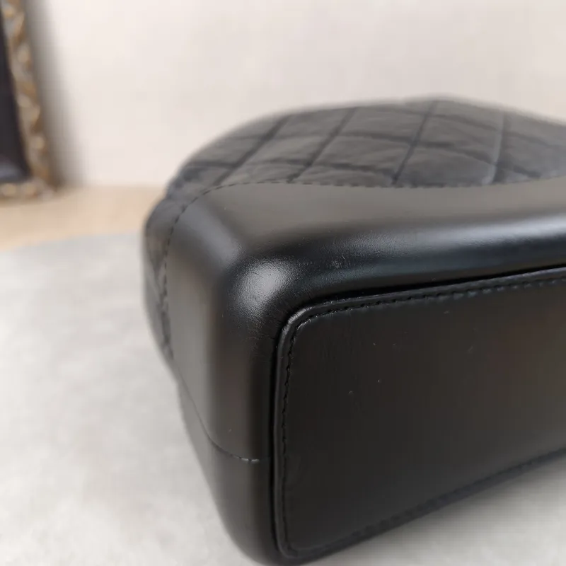 Chanel Backpack Gabrielle Backpack Black CC alfskin22.5 × 10.5 × 23 cm — detail view 10 of 17