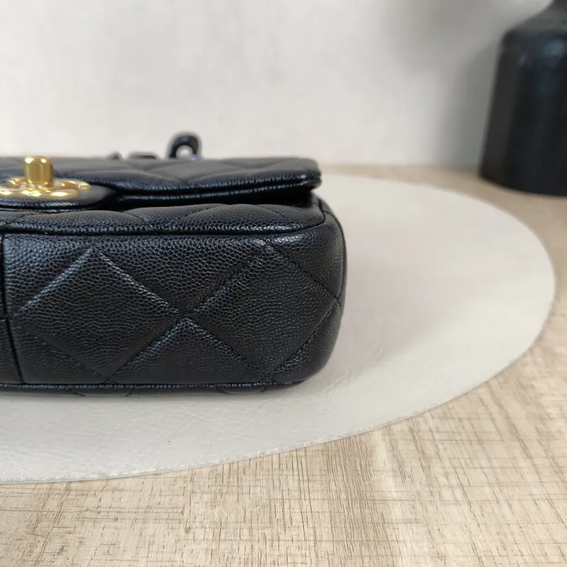 Chanel Shoulder Bag24p Shoulder Bag Black Grained Calfskinmini19 × 5.5 × 14 cm — detail view 12 of 14