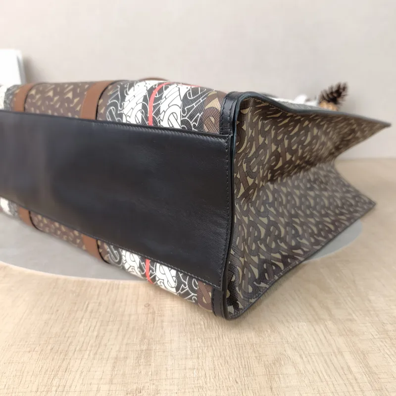 BURBERRY Top Handle Bag Tote Bag Colorblock PVC One Size43 × 15 × 34 cm — detail view 8 of 10