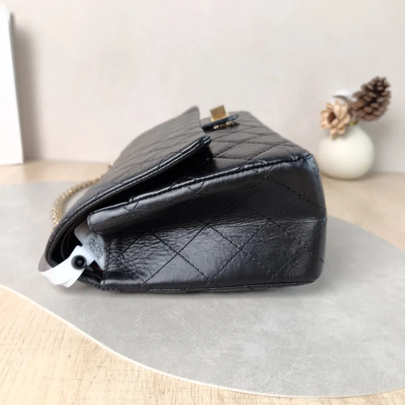 Chanel Shoulder Bag 2.55 Black Calfskin Medium 28 × 7.5 × 19.5 cm 18 — detail view 5 of 11