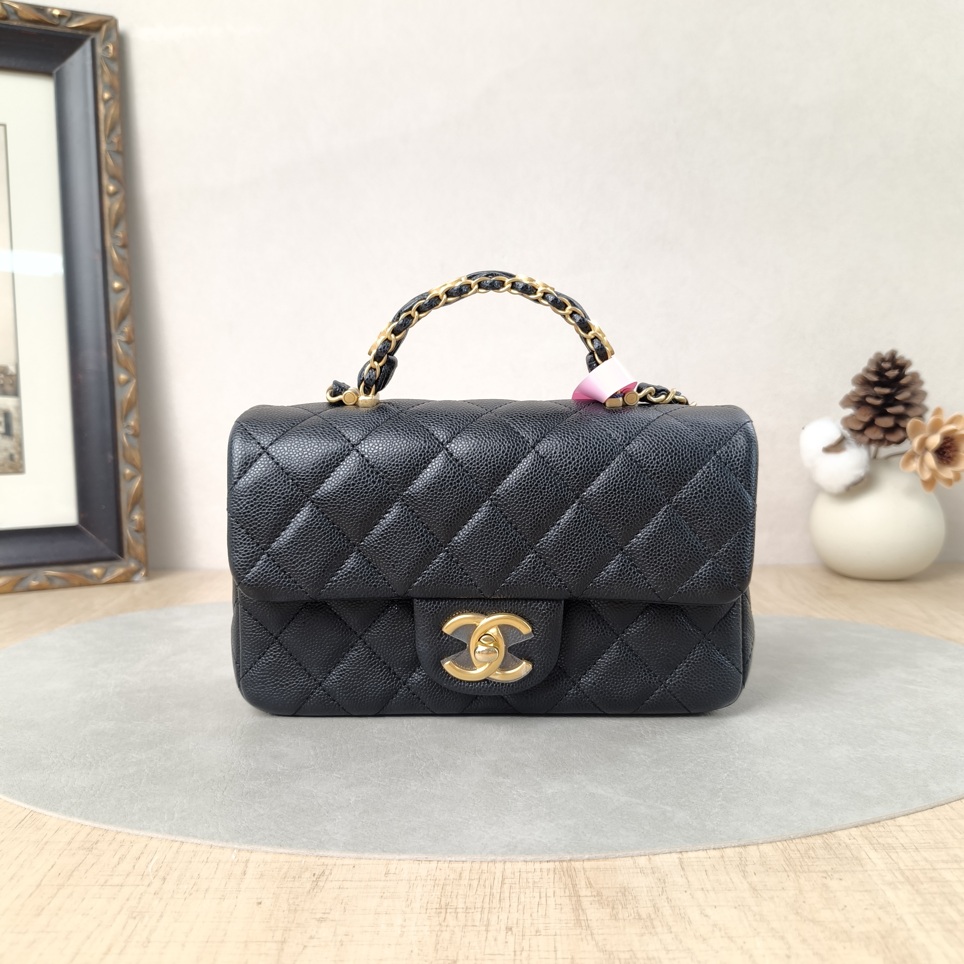 Chanel Crossbody Bag25b mini Black Grained Calfskin mini20 × 6 × 12 cm