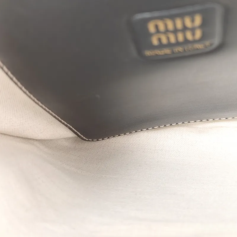 Miumiu Shoulder Bag IVY Tote Shopping Tote Black CC alfskin Mini 20*24 — detail view 10 of 11