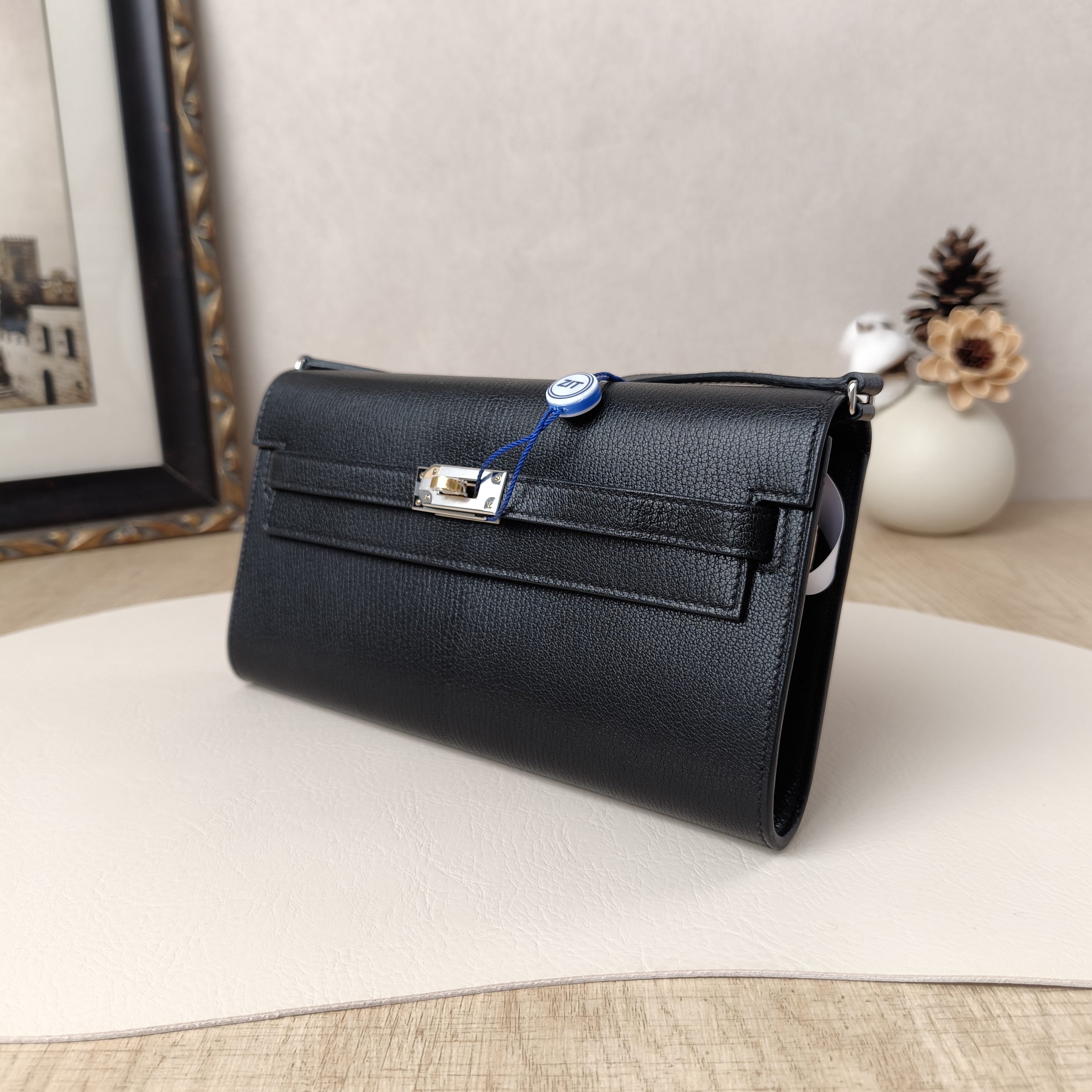 Hermès Crossbody Bag Kelly To Go Edition Walletwoc Black Evercolor Calfskin Silver-Tone Hardware One Size20 × 3 × 11 cm — cover view 6 of 10