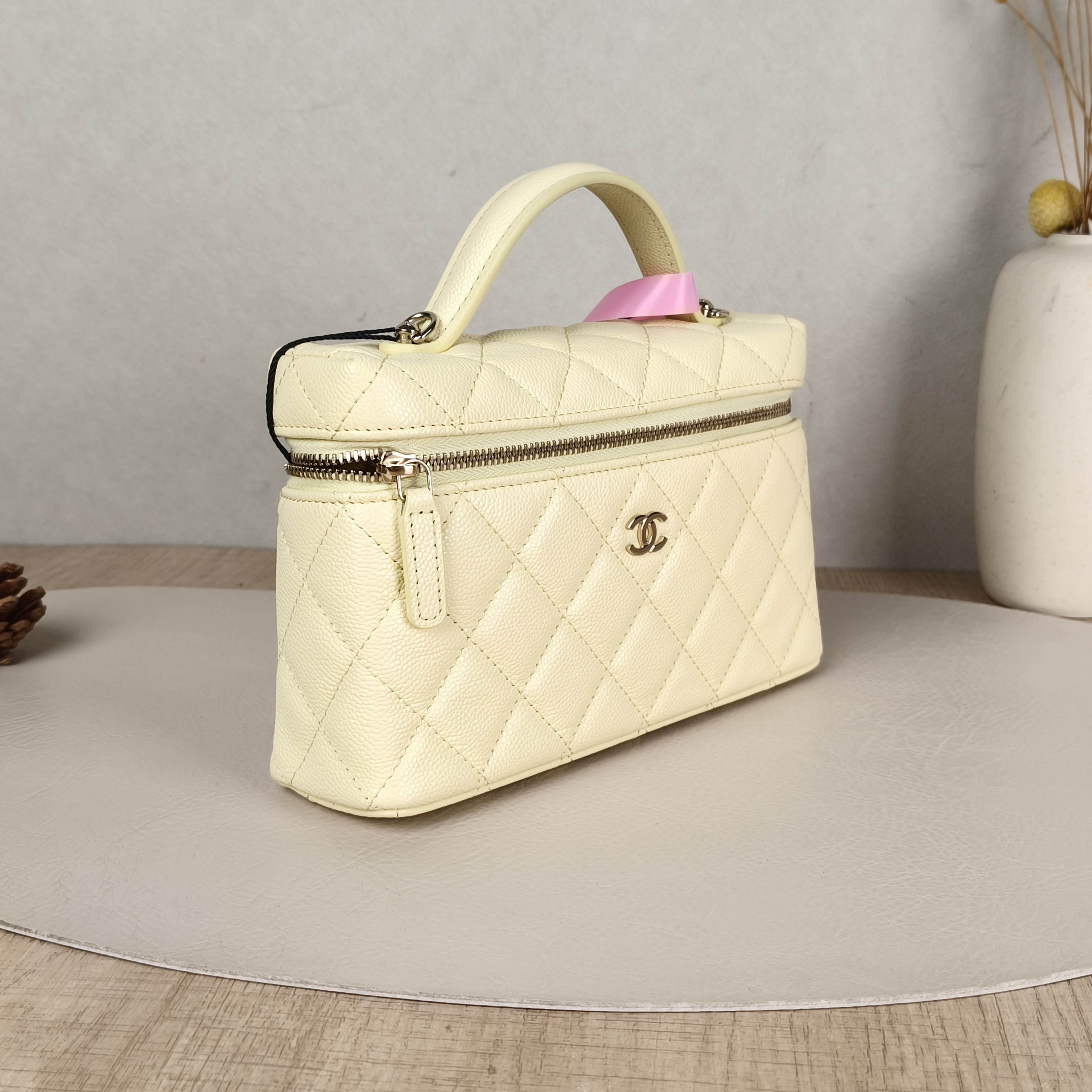 Chanel Crossbody Baglp Box Bag Top Handle Crossbody Bag Yellow Calfskin One Size19.5 × 5 × 17 cm — cover view 2 of 6
