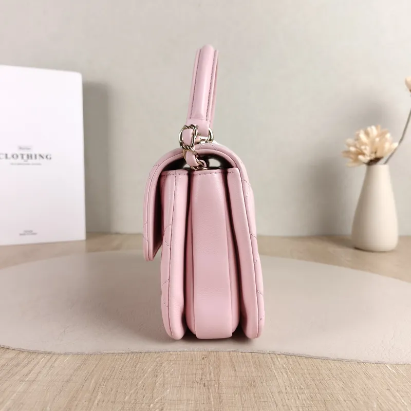 Chanel Crossbody Bag Trendy CC Pink Lambskin Mini 19.5 × 8 × 14.5 cm — detail view 8 of 15