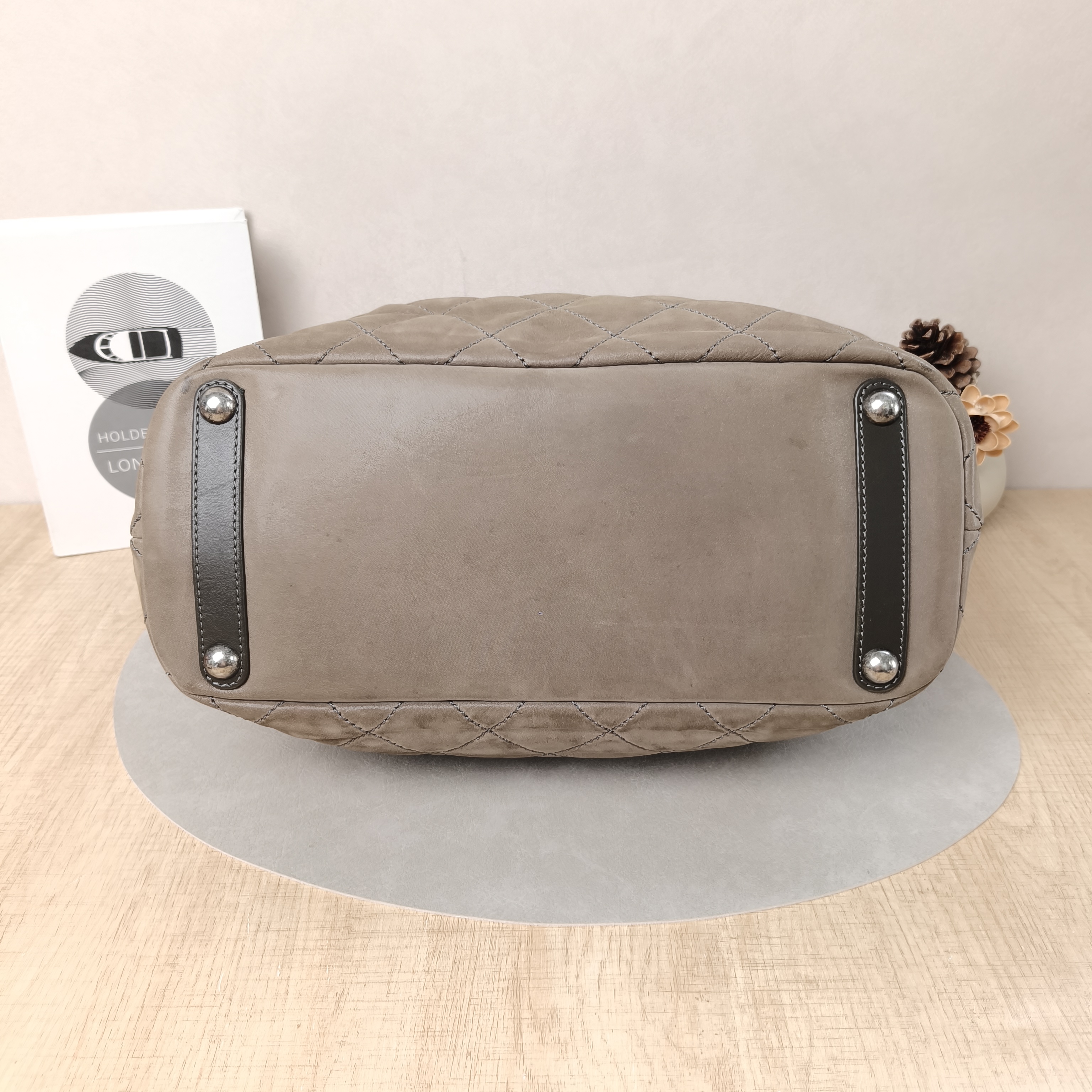 Chanel Top Handle Bag Top Handle Crossbody Bag Brown Waxed Leather One Size34 × 14 × 30 cm — cover view 3 of 5