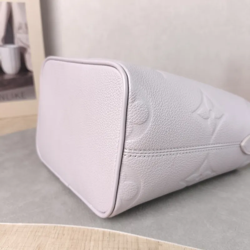 Louis Vuitton Top Handle Bag ALL IN BB Grey Calfskin BB 16 × 12 × 18 cm — detail view 2 of 12